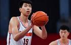 廣東U22男籃挑戰(zhàn)難，徐昕楊溢壓力大。